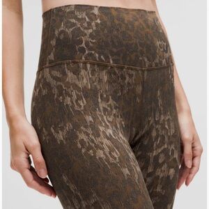 lululemon Align™ High-Rise Pant 25"
ColourLined Truleopard MAX Brown Multi